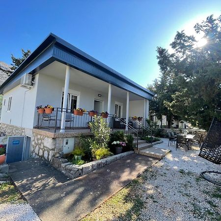 Holiday Home Lola - Large Outdoor Area Stari Grad Kültér fotó