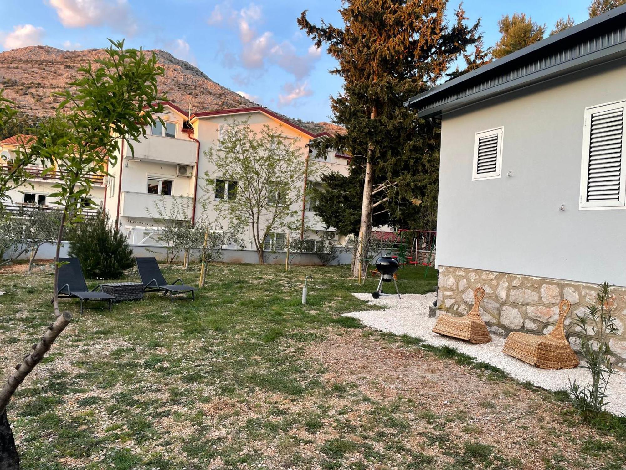 Holiday Home Lola - Large Outdoor Area Stari Grad Kültér fotó
